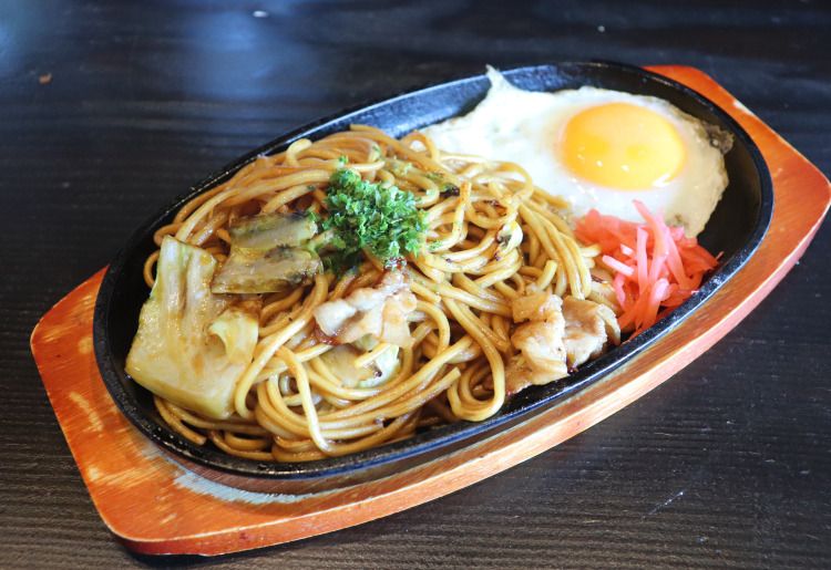 鉄板やきそば定食