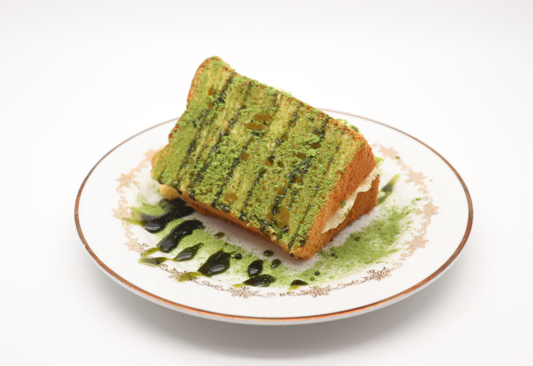 抹茶のシフォンケーキ